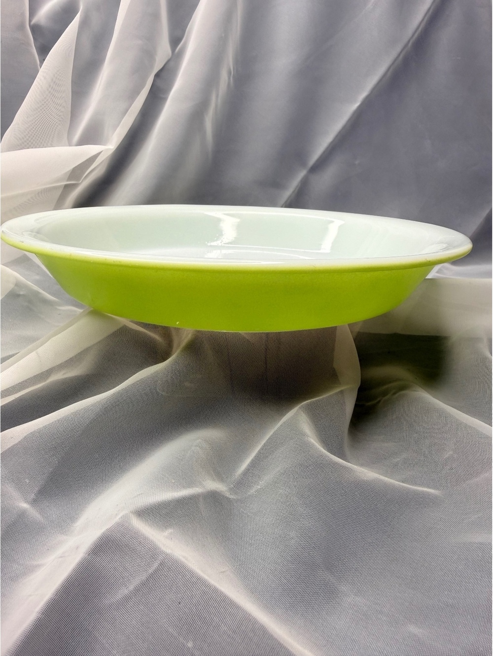 Pyrex Lime Green 9.5” Pie Plate 209 Vintage Milk Glass Pie Dish USA [COPY]